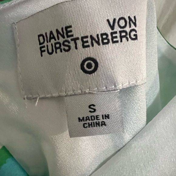 Diane von Furstenberg New Geranium Leaf Short Satin Slip Dress/Target NWOT Small - Picture 6 of 7